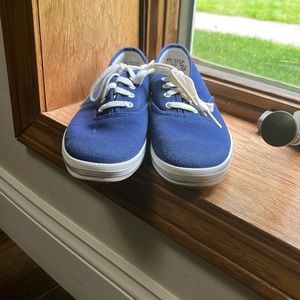 Blue keds